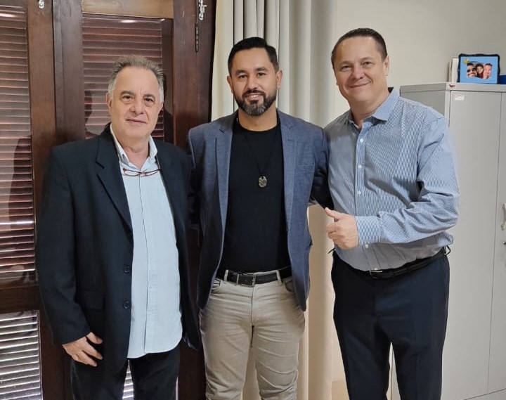 Noticia Destaque Presidente do CRM-PR visita o consórcio e firma parcerias